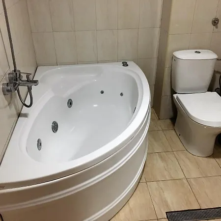 Szálloda Danubian 2*